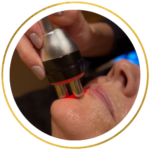 sin visage expert avec technologie